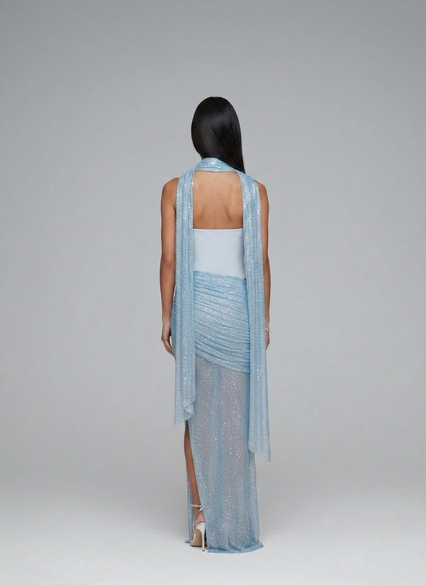 Back pose of the model wearing Fashion European And American Style Women's Clothing Dress